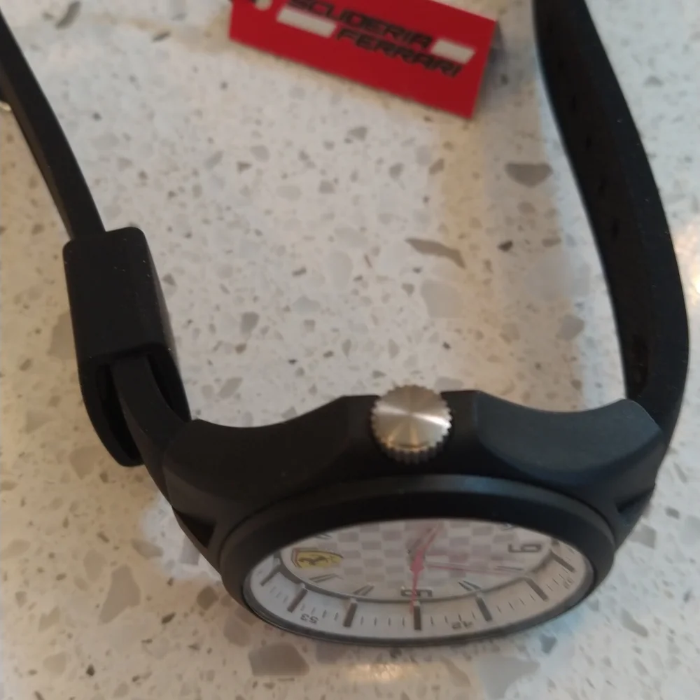 New Pit Crew 0830279 Ferrari Watch by Movado+Bonus Ferrari Style Sunglasses - Picture 6 of 9